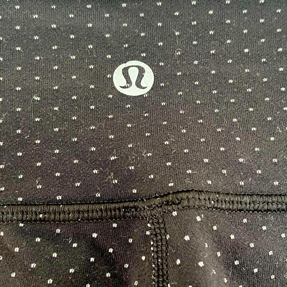 Lululemon Athletica size 4 polka dot wonder under black & white leggings